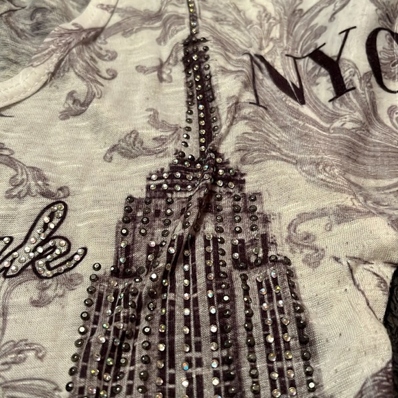 Rhinestone NYC Tee Size M, fits like Small - Picture 3 of 6